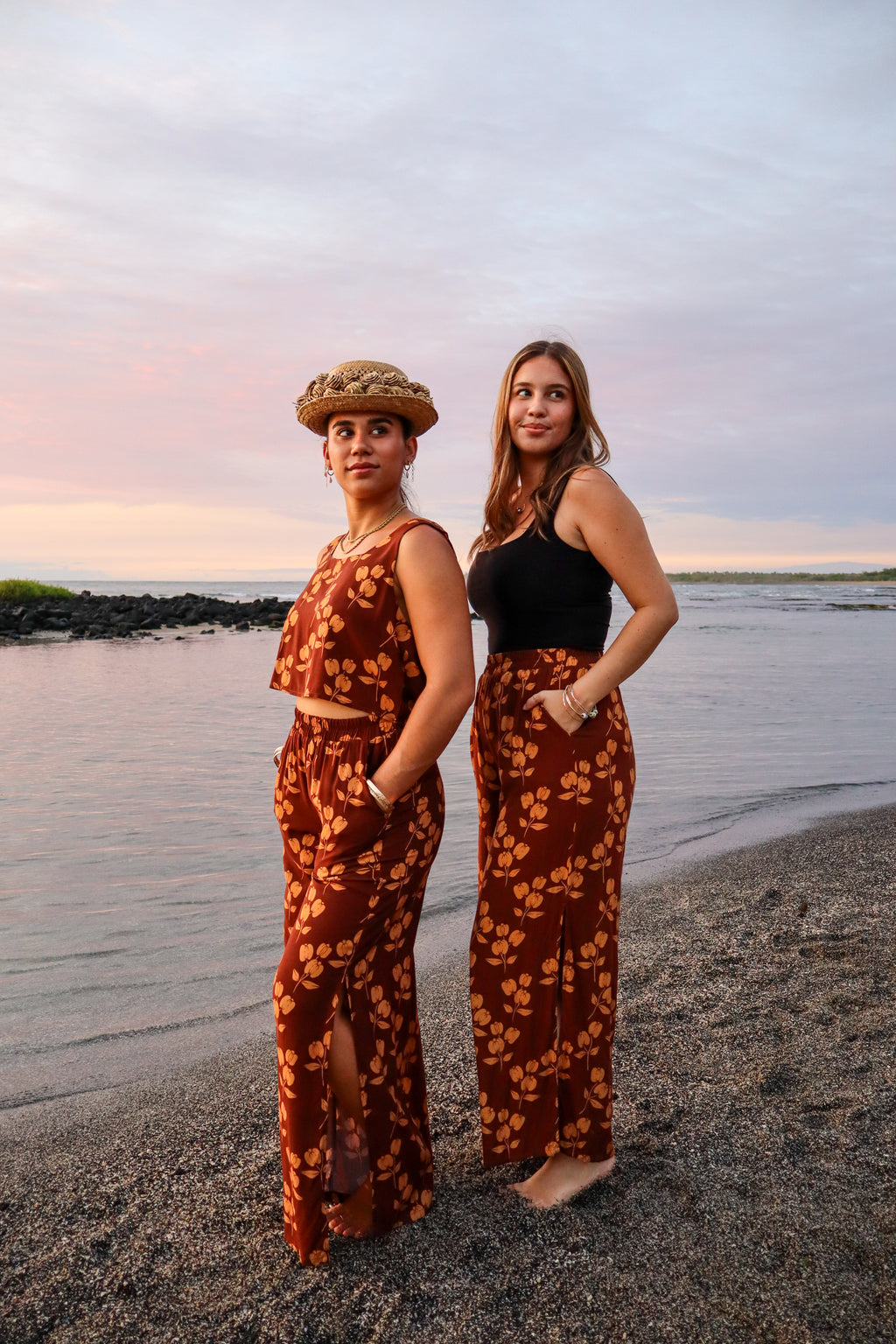 Dainty A'ali'i Womens Pants